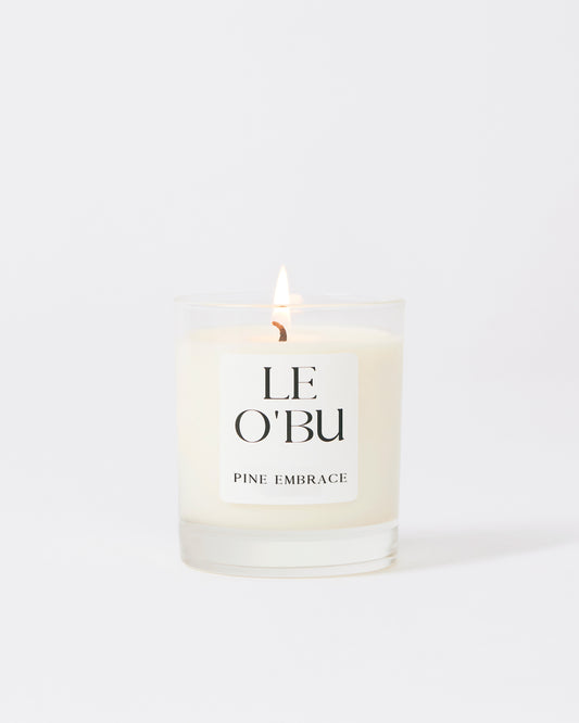 'Pine Embrace' (220 g candle)