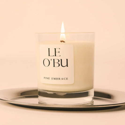 'Pine Embrace' (220 g candle)